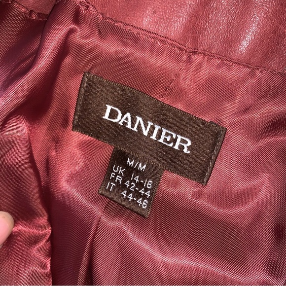 Danier Women's Red Leather Jacket M - Picture 3 of 13